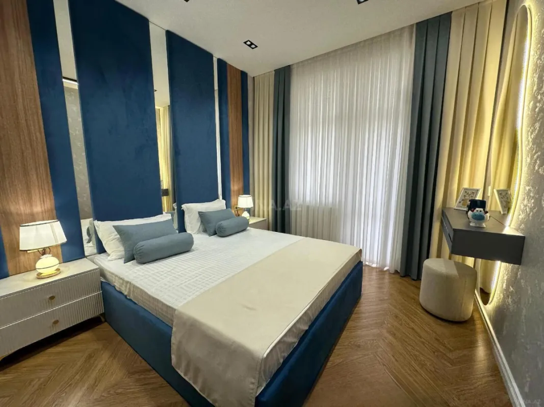 Kirayə verilir 2 otaqlı mənzil 80 m²