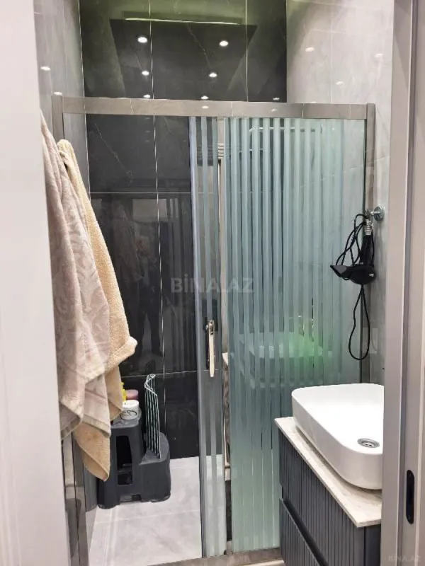 Satılır 3 otaqlı mənzil 117 m²