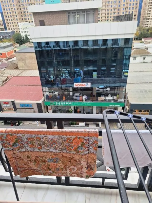 Satılır 3 otaqlı mənzil 117 m²