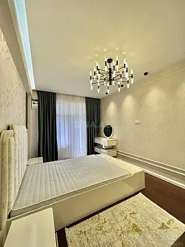 Kirayə verilir 3 otaqlı mənzil 145 m²