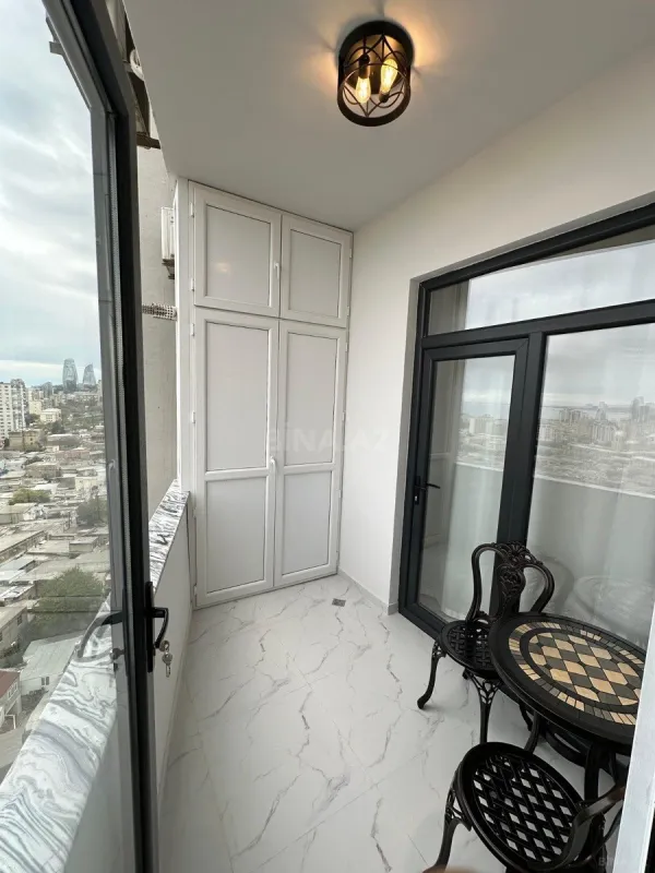 Kirayə verilir 2 otaqlı mənzil 85 m²