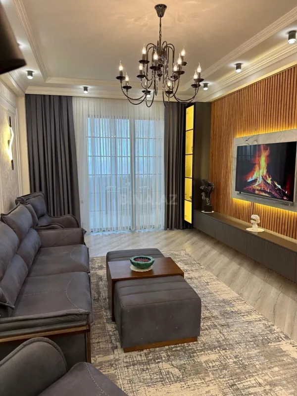 Kirayə verilir 2 otaqlı mənzil 85 m²