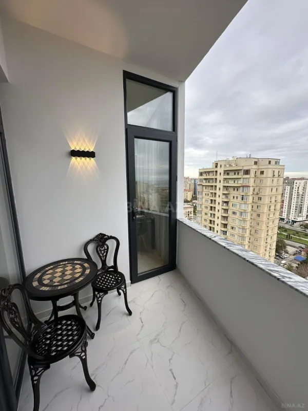 Kirayə verilir 2 otaqlı mənzil 85 m²