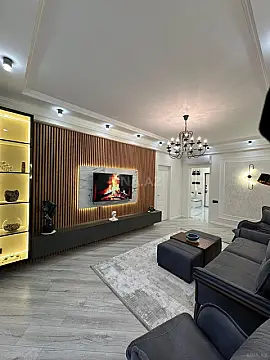 Kirayə verilir 2 otaqlı mənzil 85 m²