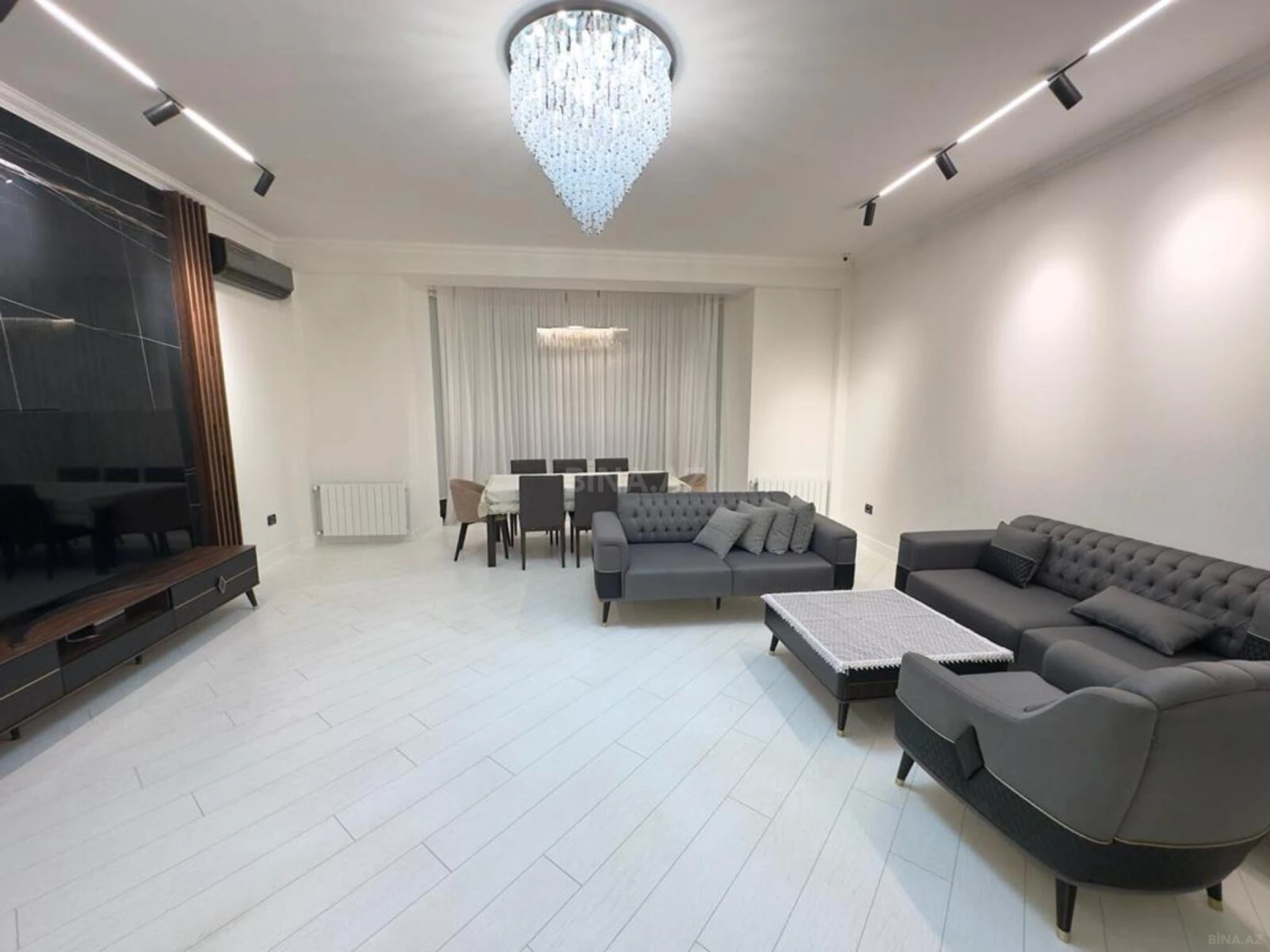 Kirayə verilir 3 otaqlı mənzil 145 m²