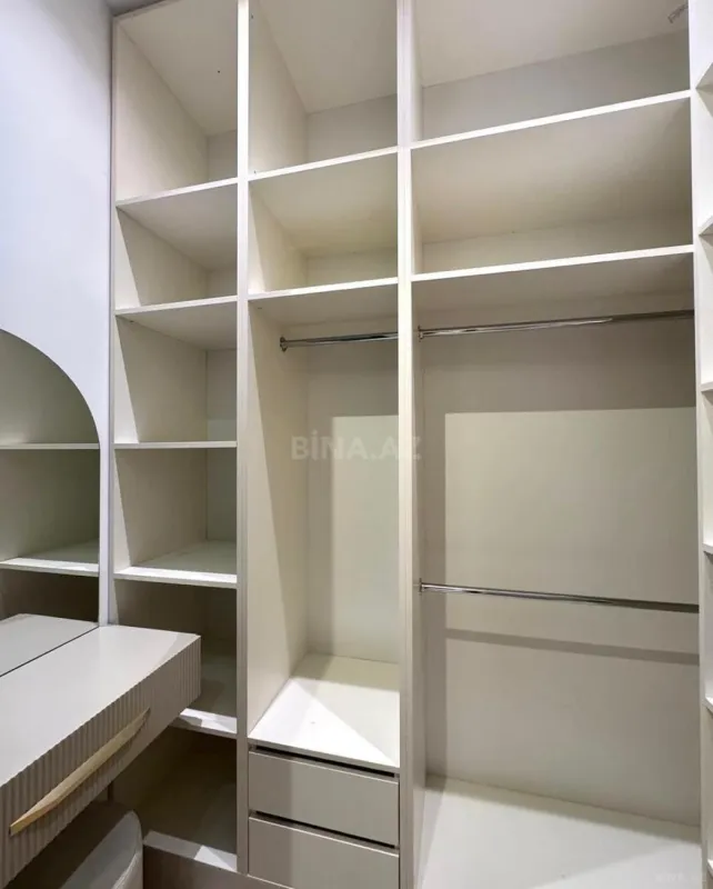 Kirayə verilir 2 otaqlı mənzil 80 m²