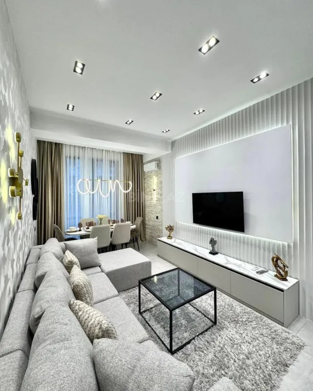 Kirayə verilir 2 otaqlı mənzil 80 m²