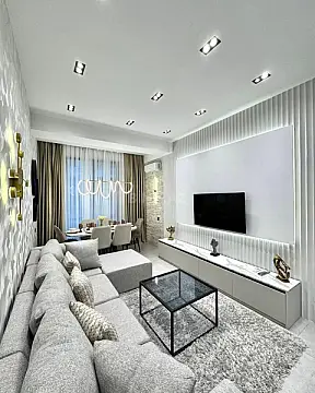 Kirayə verilir 2 otaqlı mənzil 80 m²