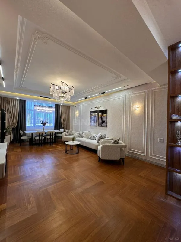 Kirayə verilir 3 otaqlı mənzil 145 m²