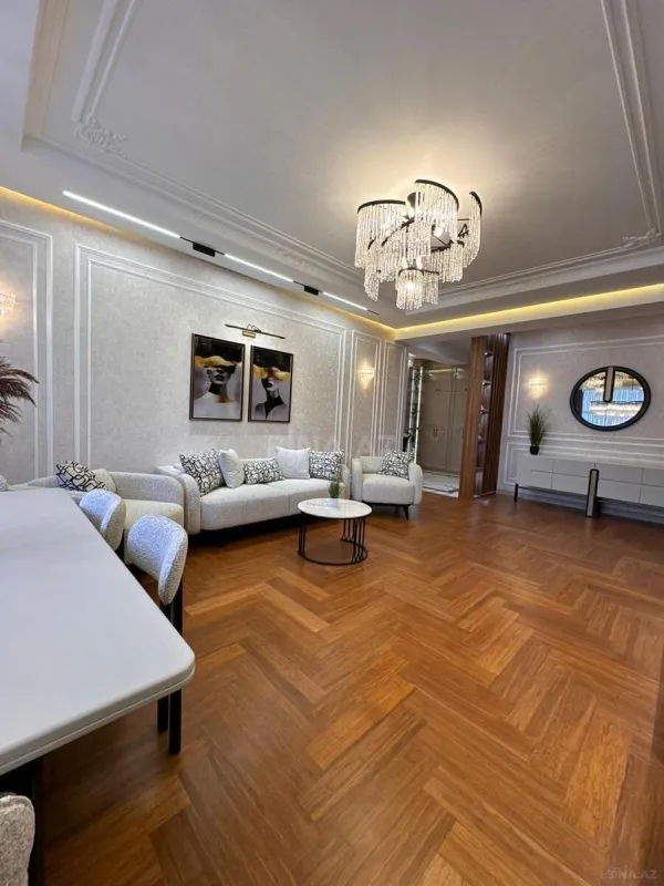 Kirayə verilir 3 otaqlı mənzil 145 m²