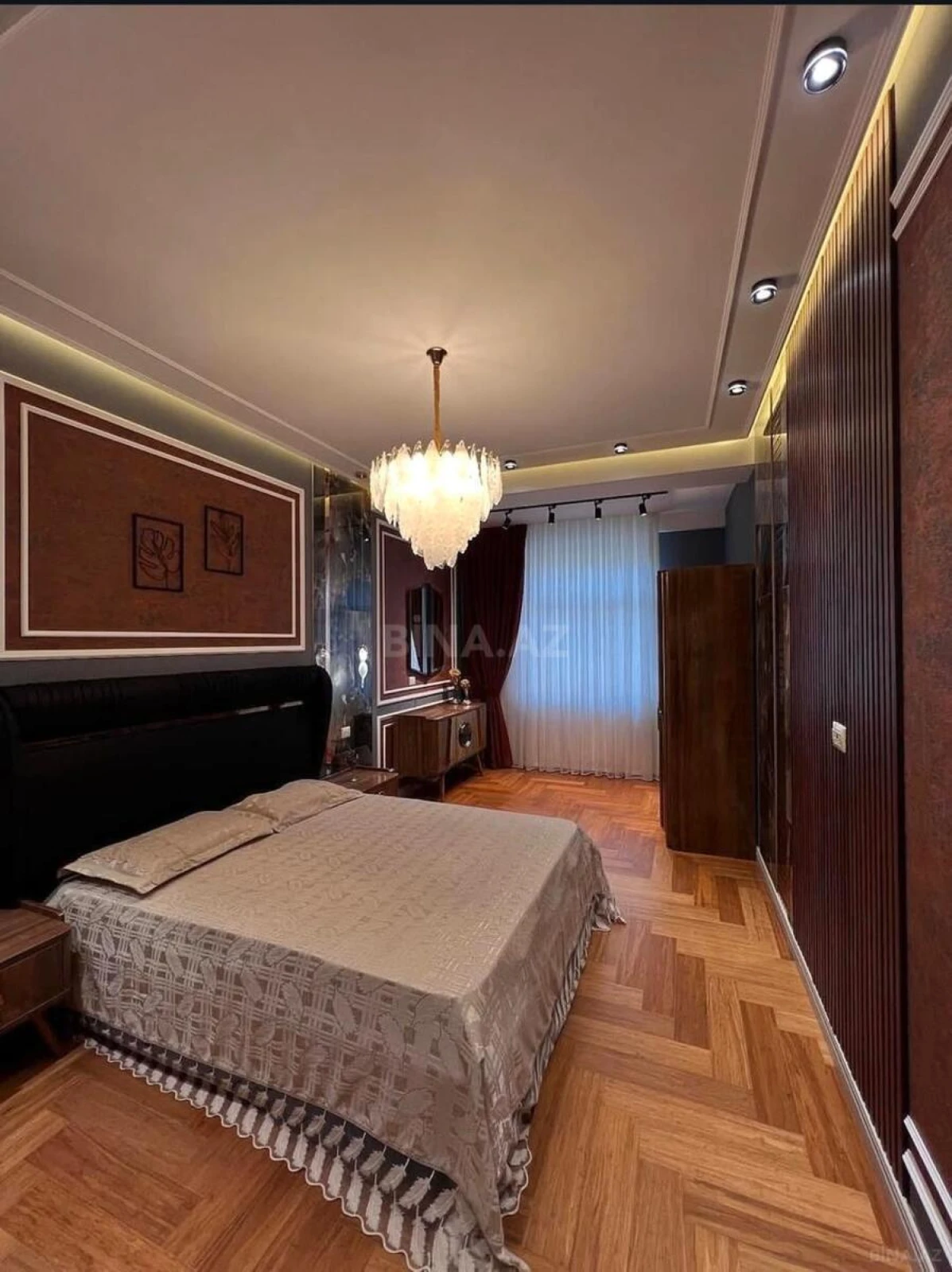Kirayə verilir 3 otaqlı mənzil 145 m²