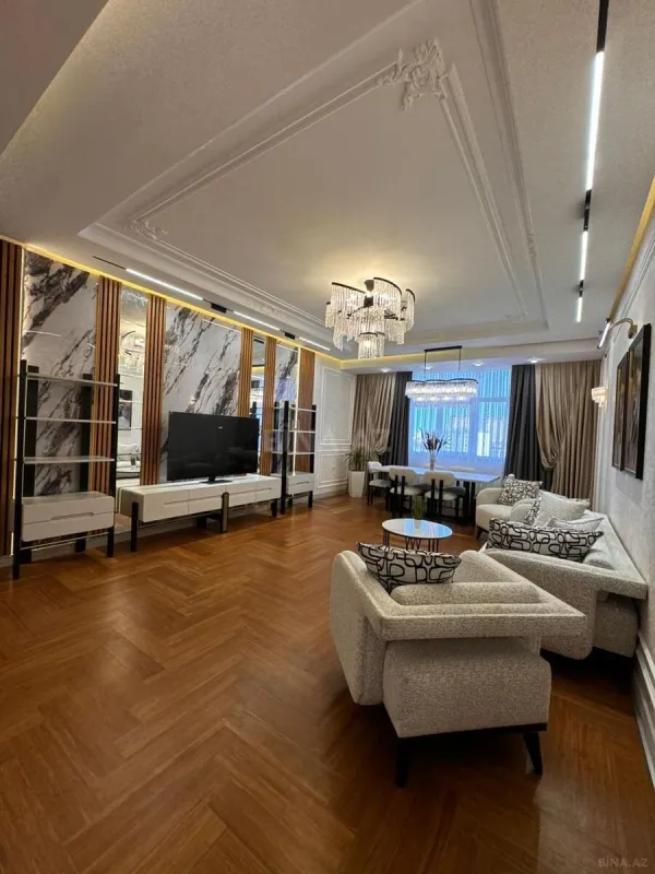 Kirayə verilir 3 otaqlı mənzil 145 m²