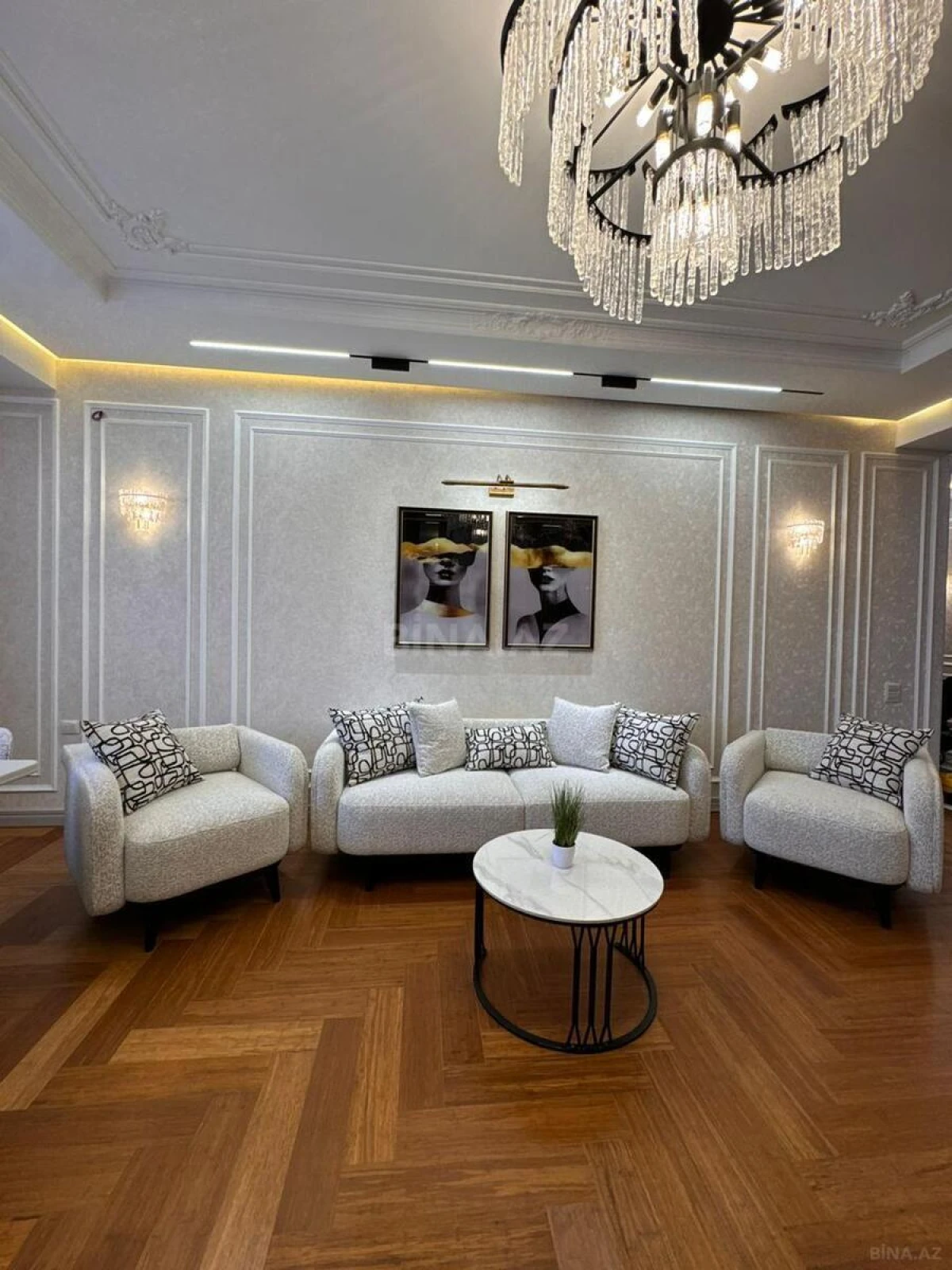 Kirayə verilir 3 otaqlı mənzil 145 m²