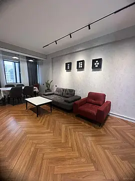 Kirayə verilir 2 otaqlı mənzil 80 m²