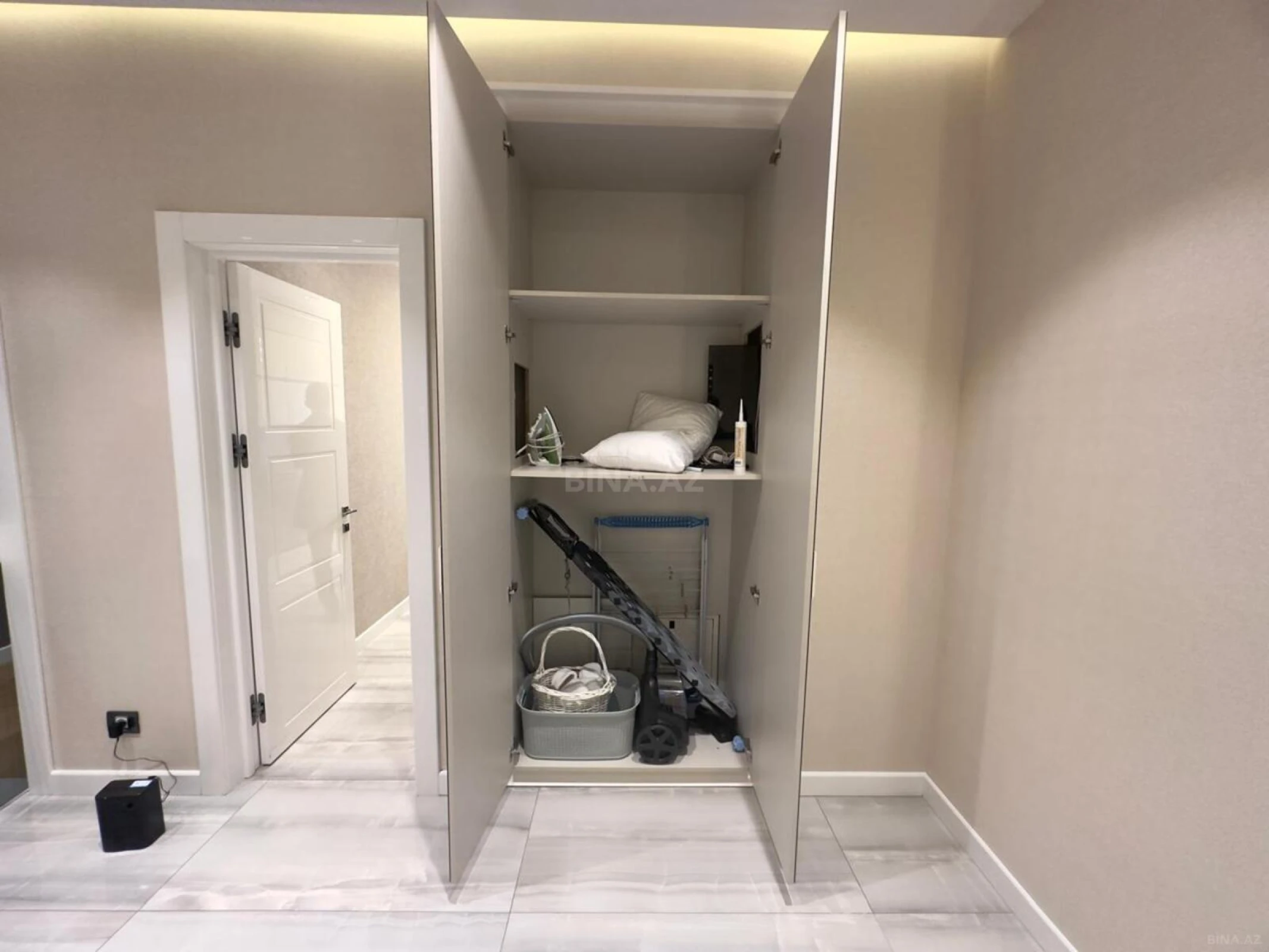 Kirayə verilir 3 otaqlı mənzil 140 m²