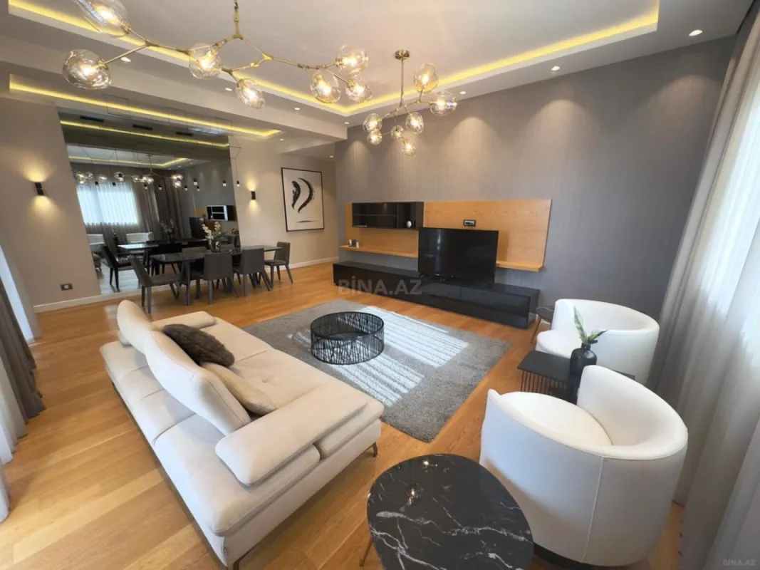 Kirayə verilir 3 otaqlı mənzil 140 m²