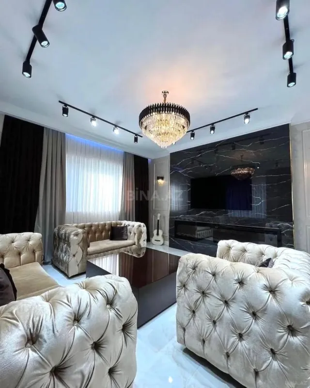 Kirayə verilir 3 otaqlı mənzil 150 m²