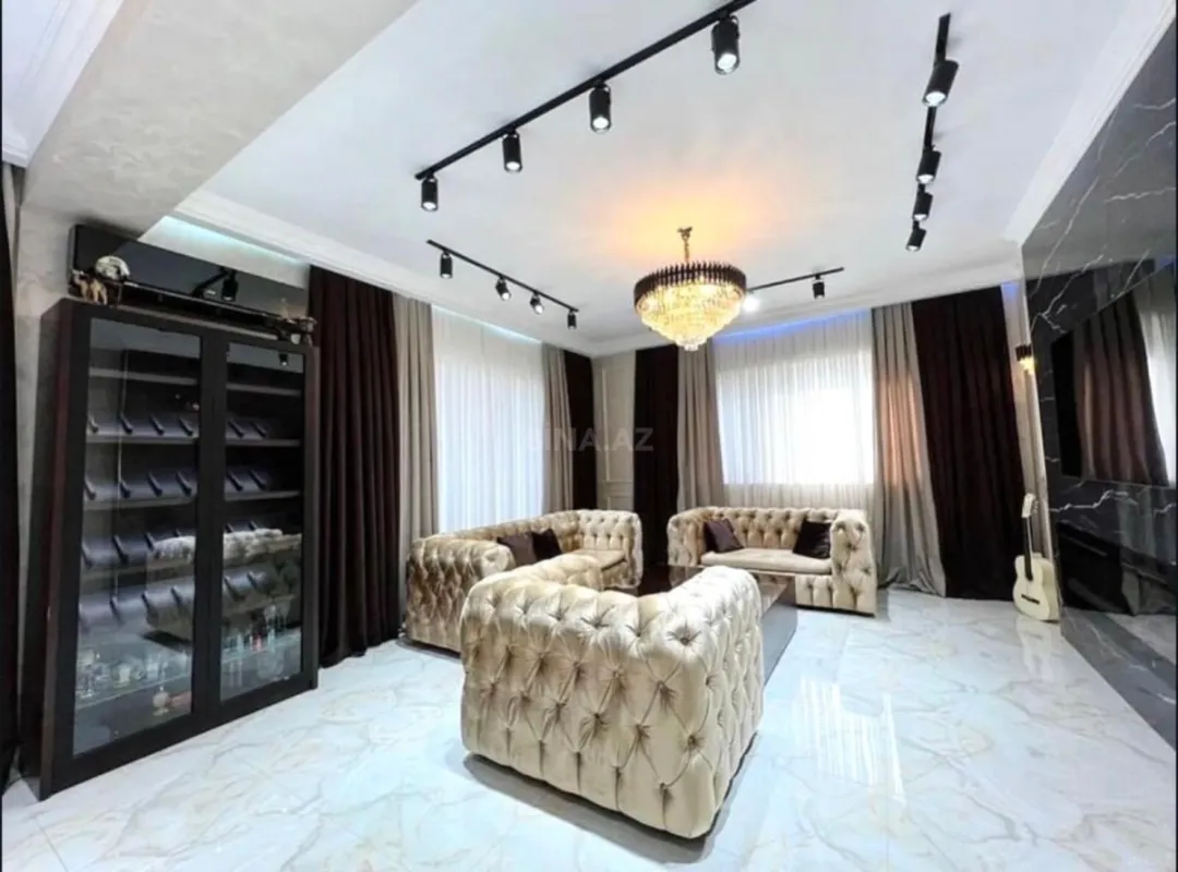Kirayə verilir 3 otaqlı mənzil 150 m²