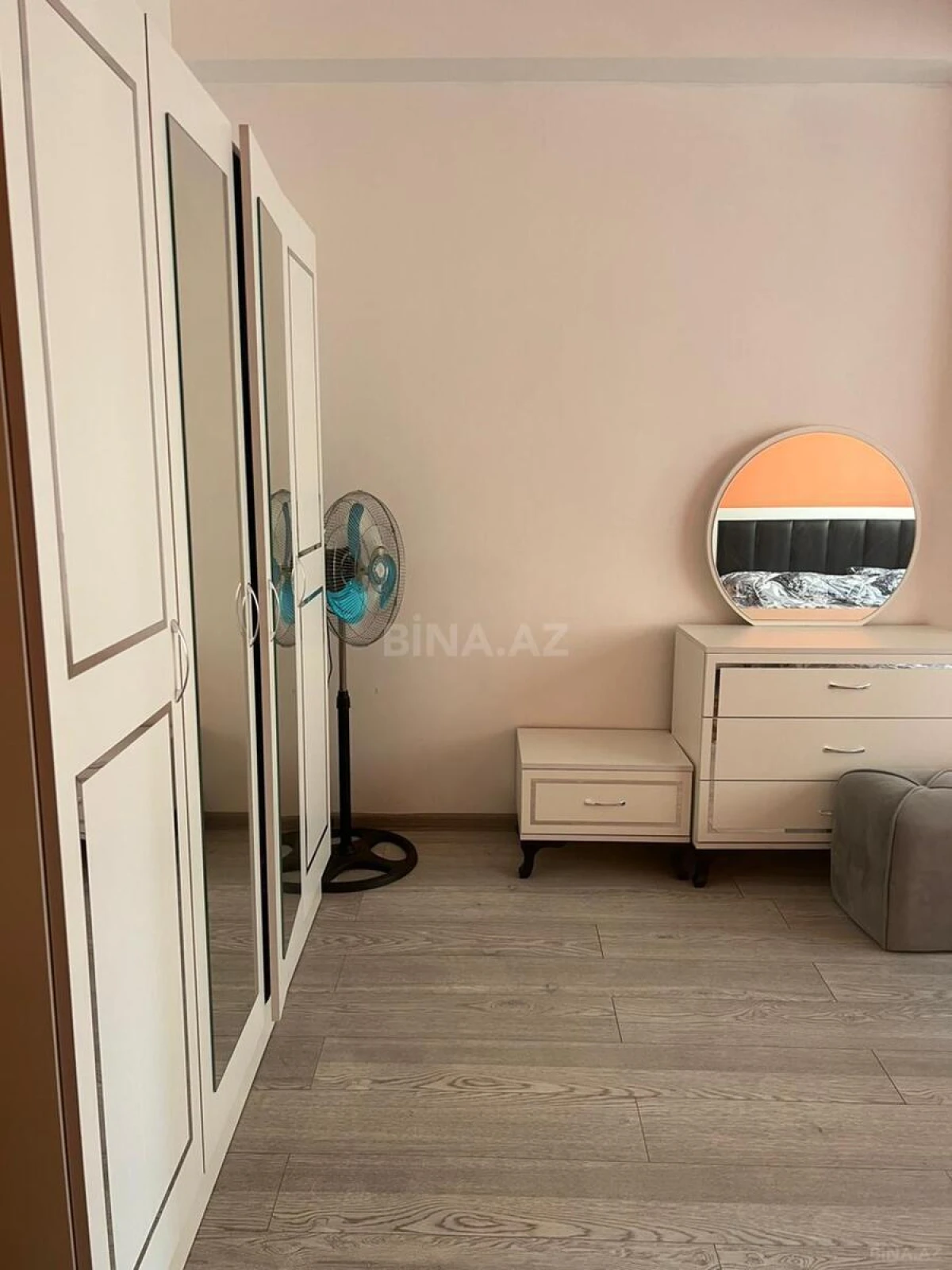 Kirayə verilir 3 otaqlı mənzil 70 m²