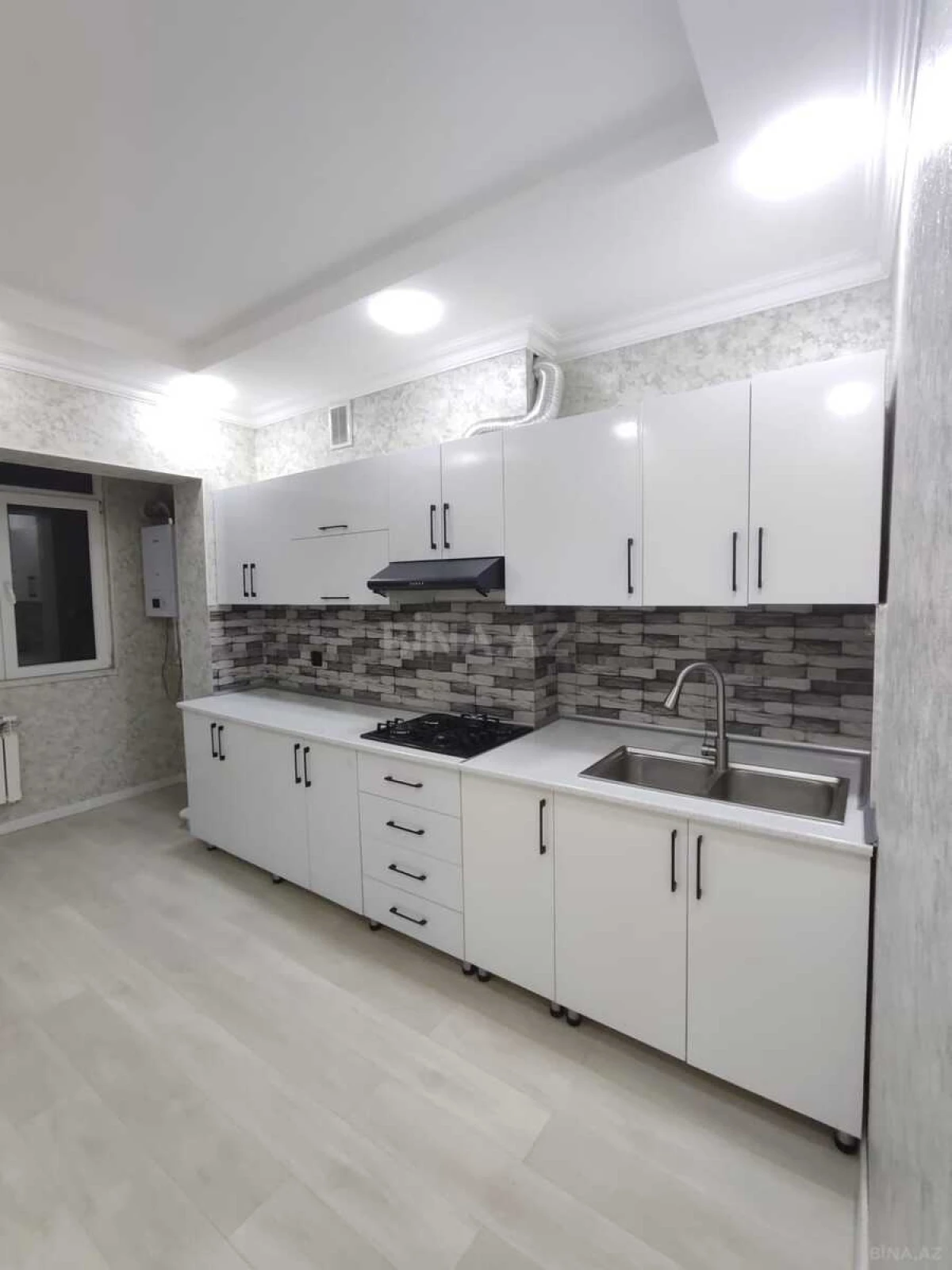 Satılır 3 otaqlı mənzil 53 m²