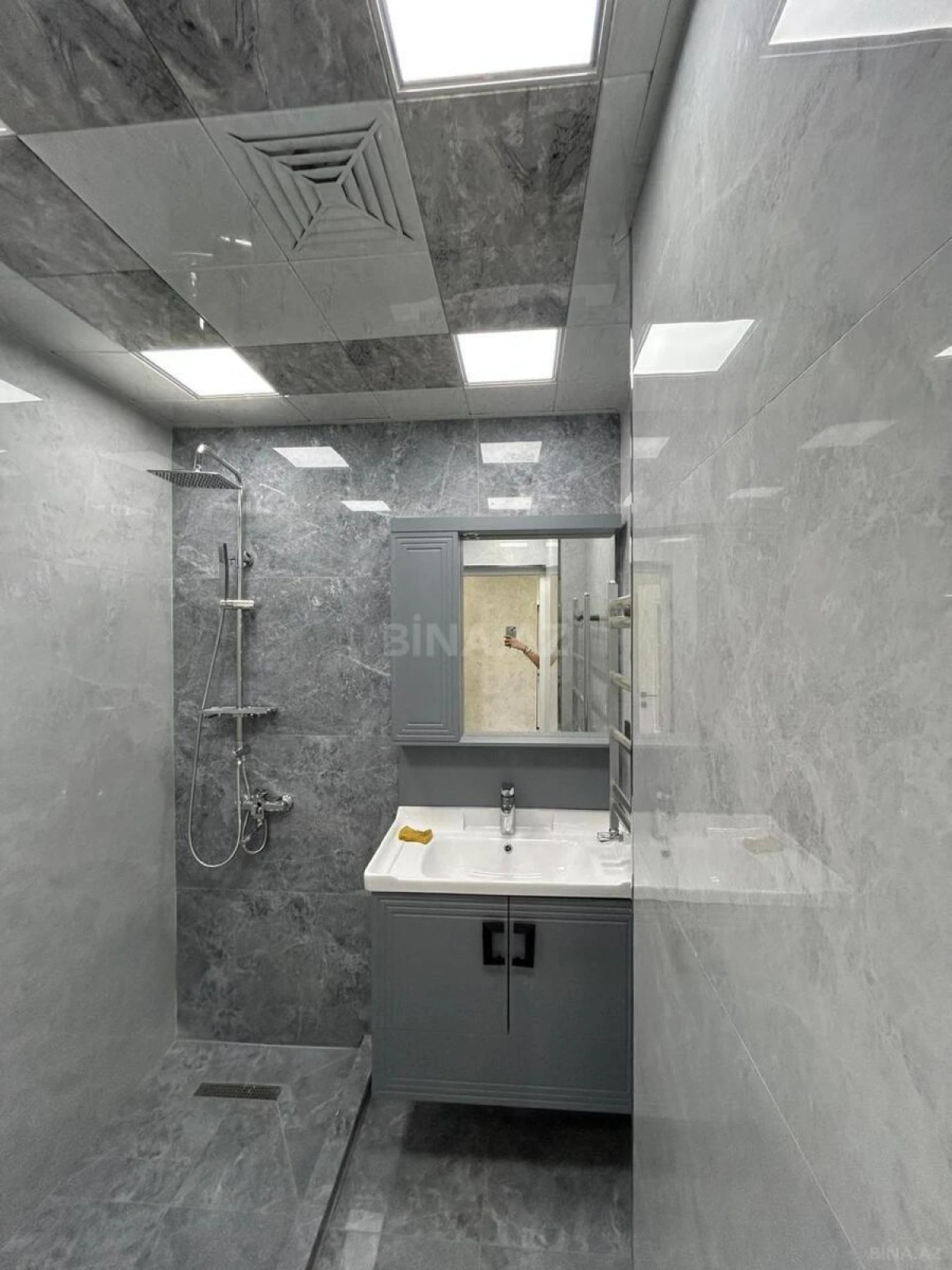Satılır 3 otaqlı mənzil 80 m²