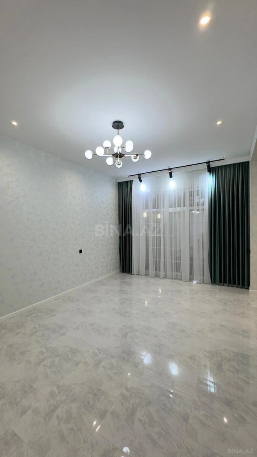 Satılır 4 otaqlı həyət evi 130 m²