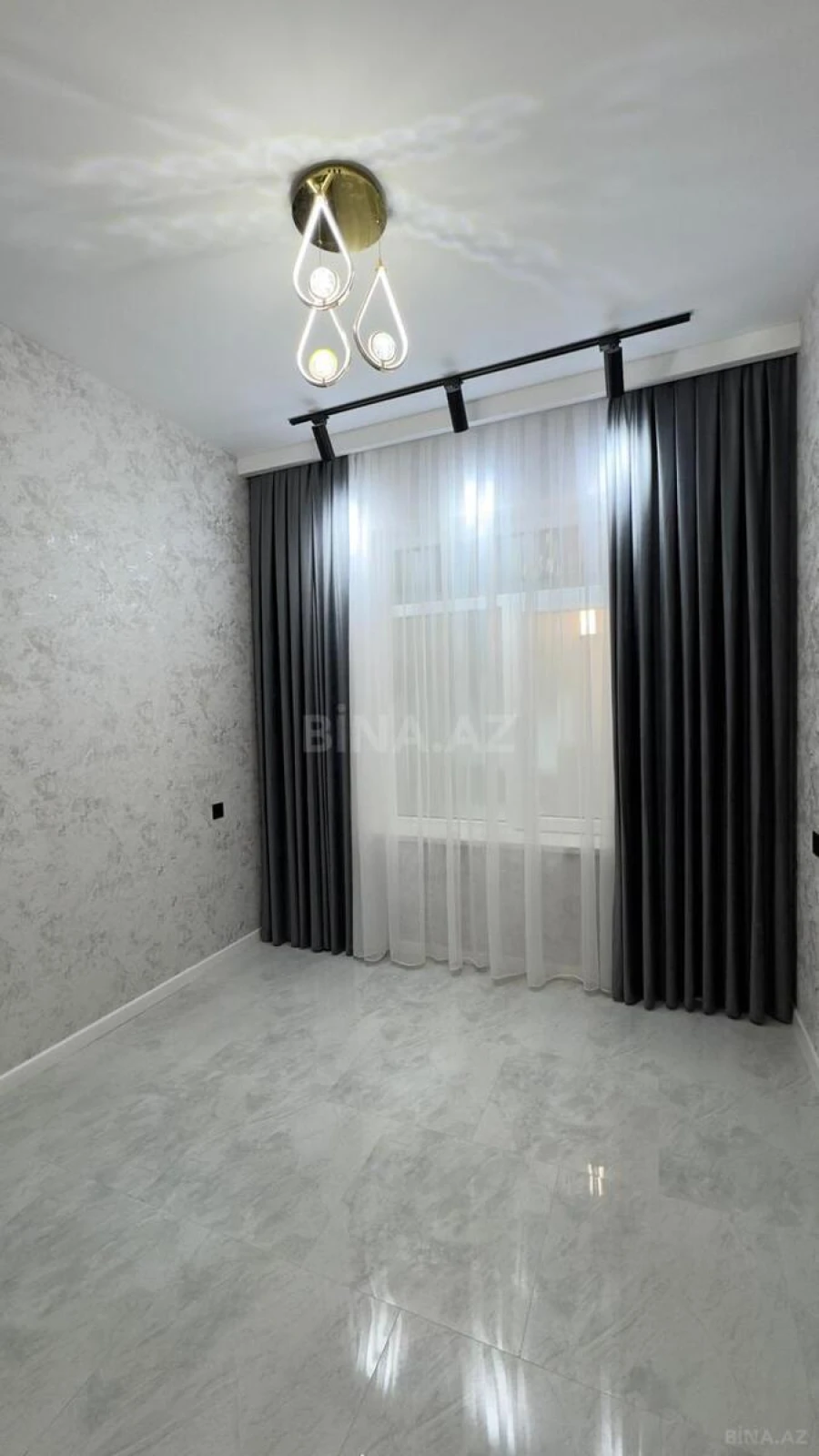 Satılır 4 otaqlı həyət evi 130 m²