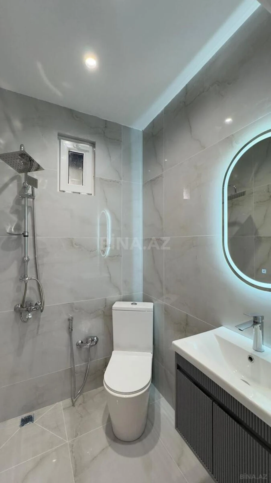 Satılır 4 otaqlı həyət evi 130 m²