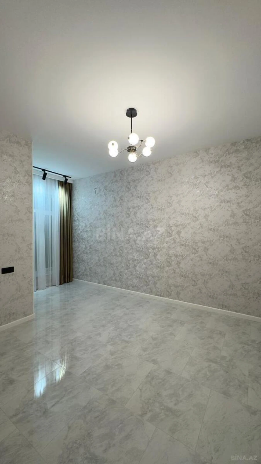 Satılır 4 otaqlı həyət evi 130 m²