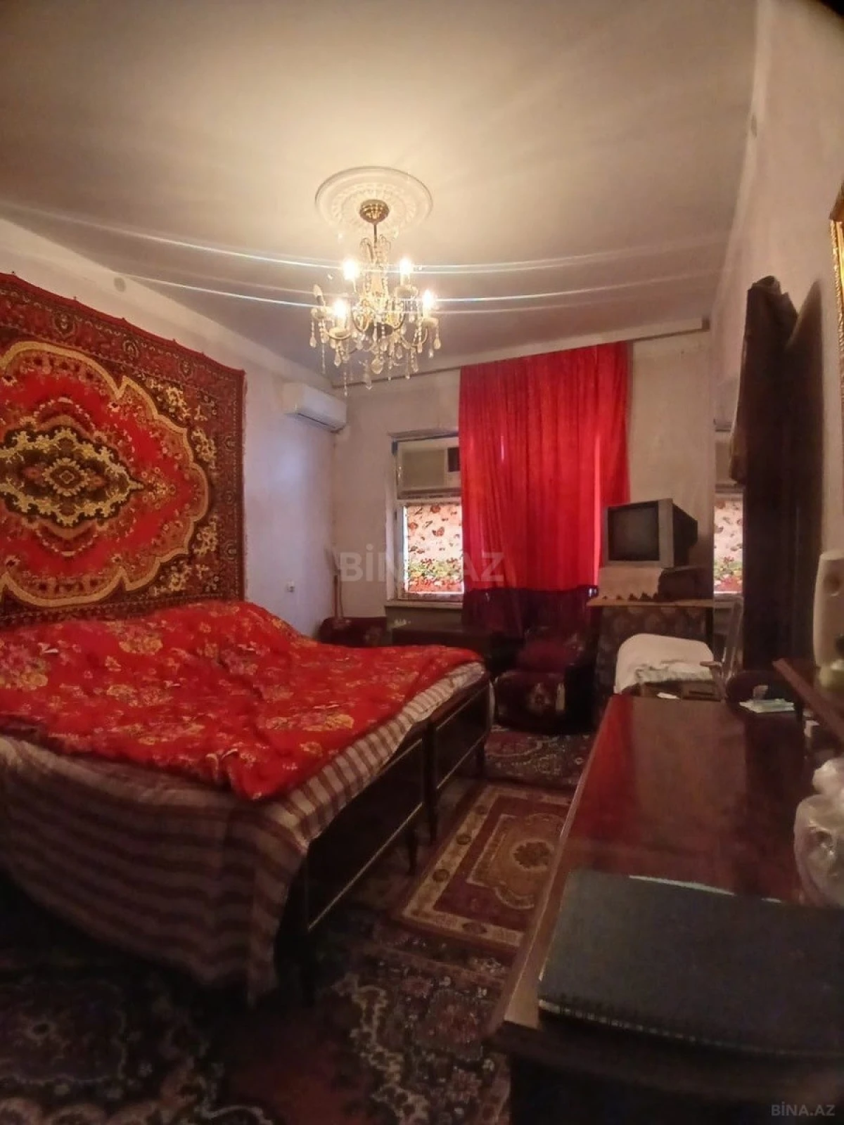 Satılır 4 otaqlı mənzil 115 m²