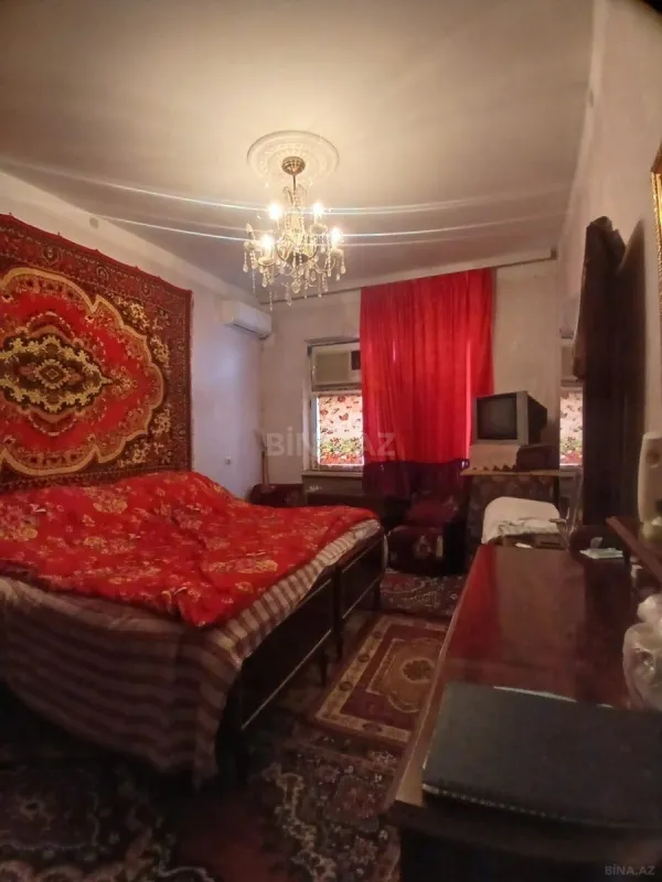 Satılır 4 otaqlı mənzil 115 m²