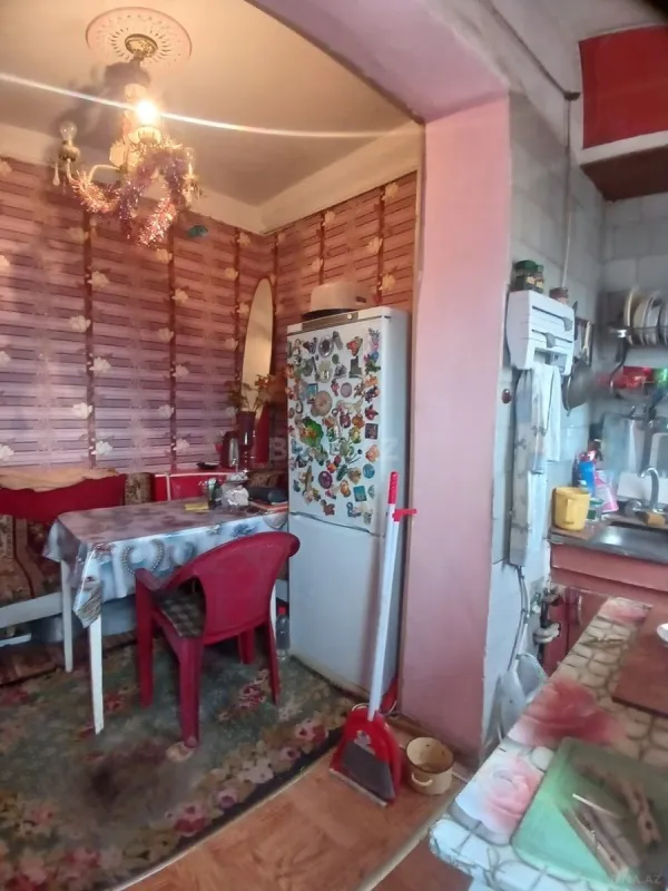 Satılır 4 otaqlı mənzil 115 m²