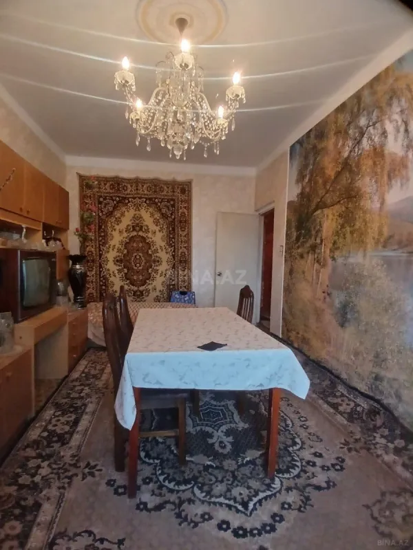 Satılır 4 otaqlı mənzil 115 m²