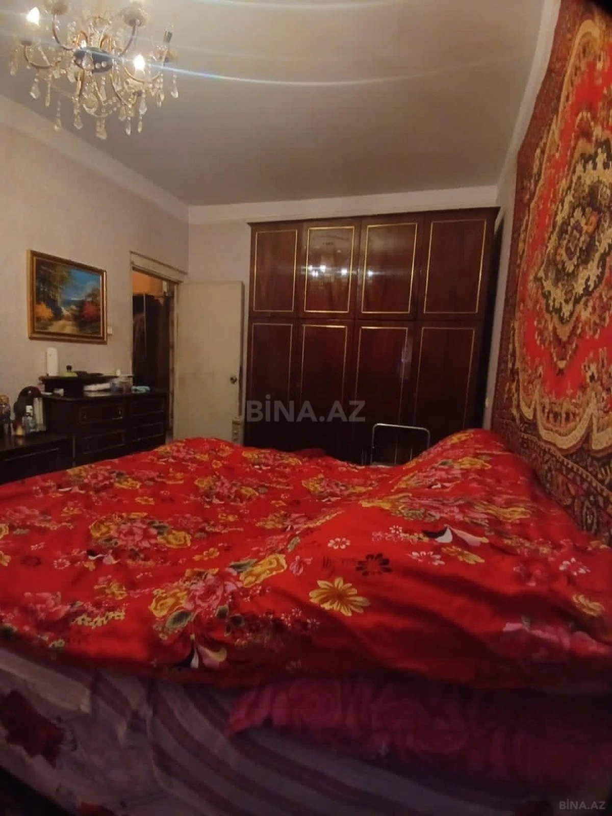 Satılır 4 otaqlı mənzil 115 m²