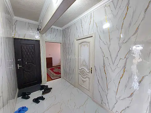 Kirayə verilir 4 otaqlı mənzil 100 m²