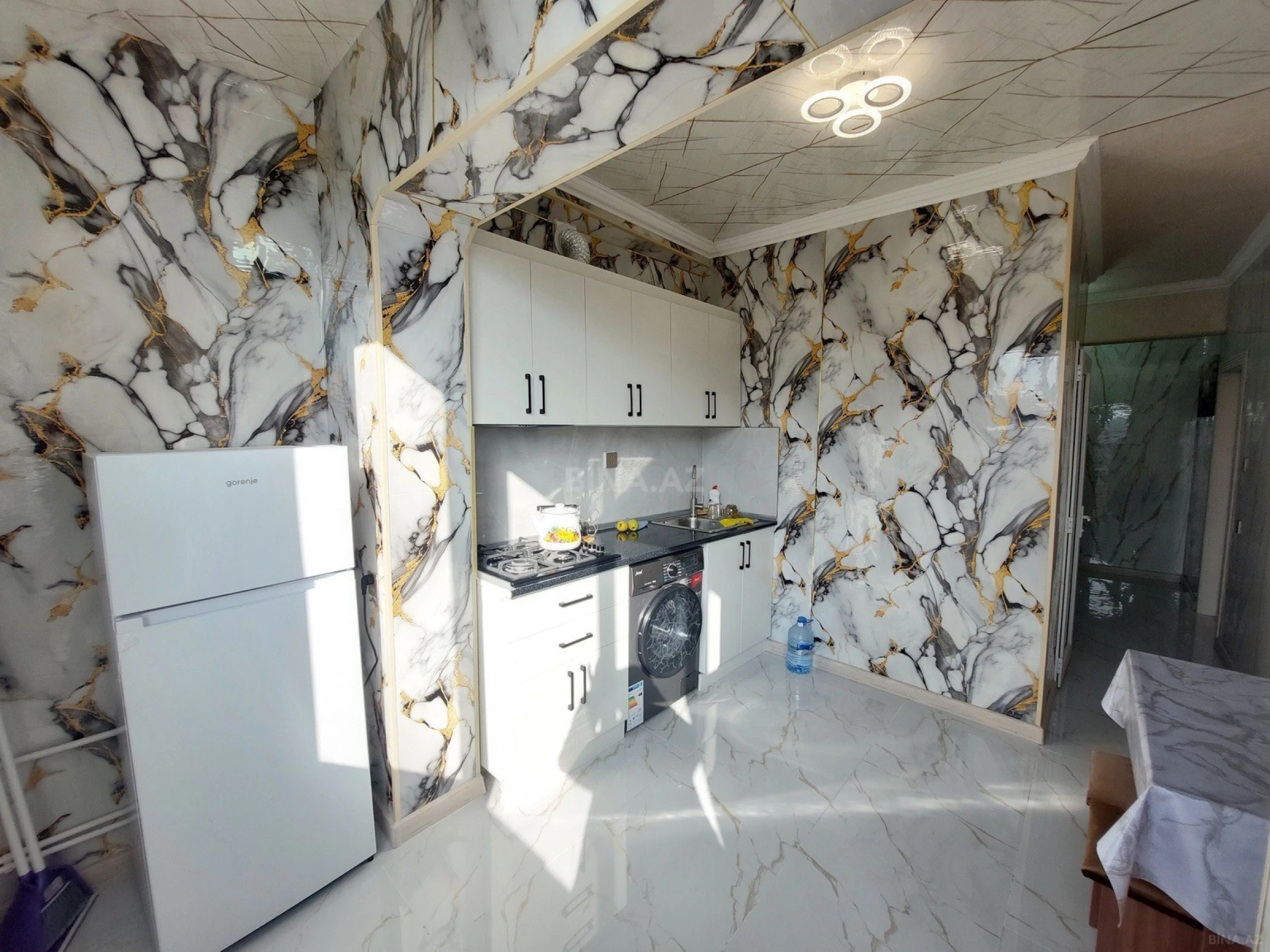 Kirayə verilir 4 otaqlı mənzil 100 m²