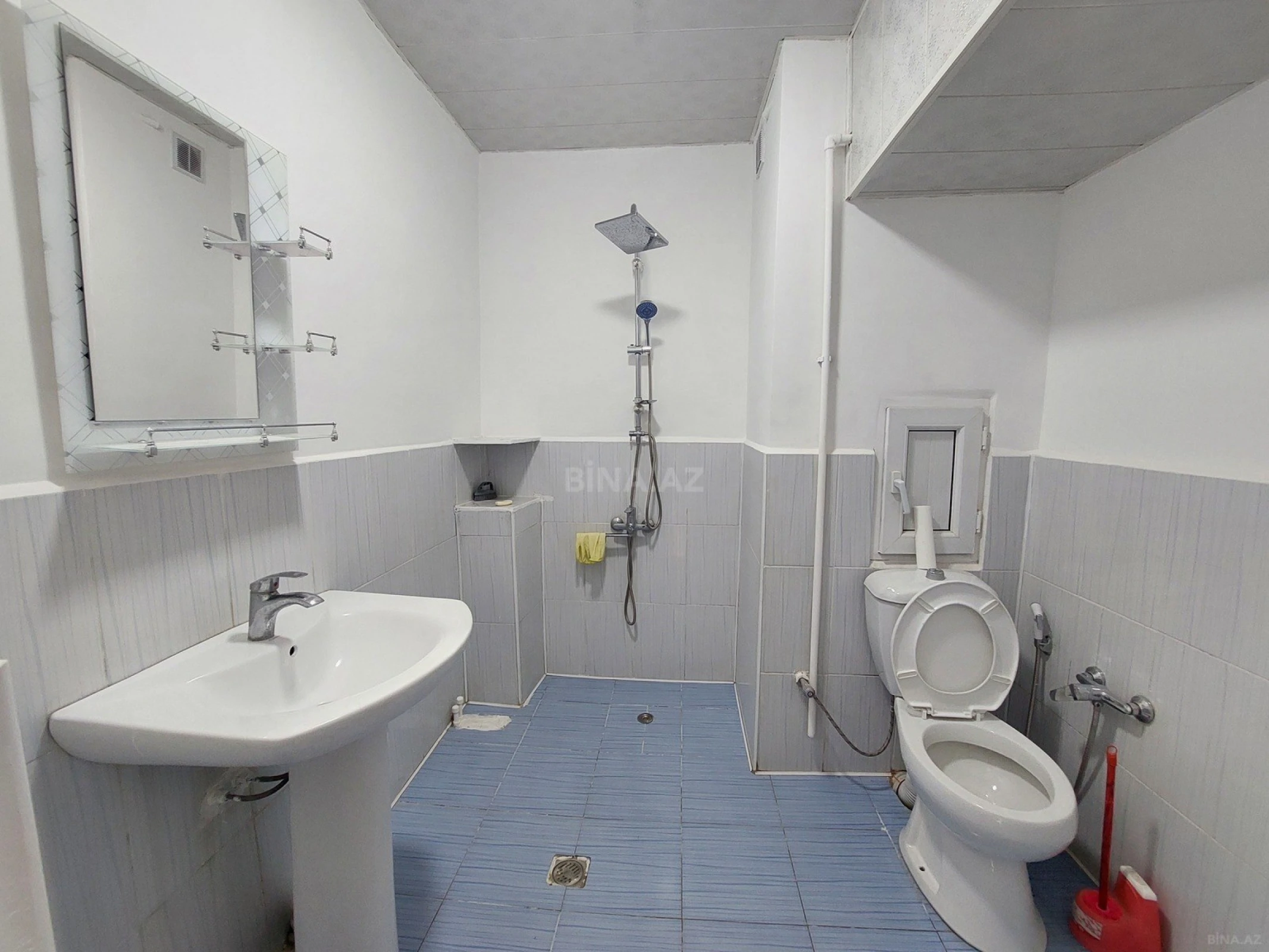 Kirayə verilir 4 otaqlı mənzil 100 m²