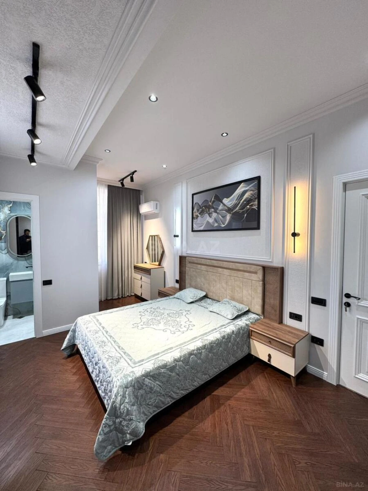 Satılır 3 otaqlı mənzil 100 m²