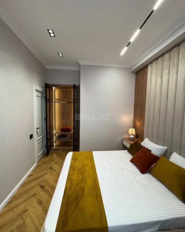Satılır 2 otaqlı mənzil 55 m²