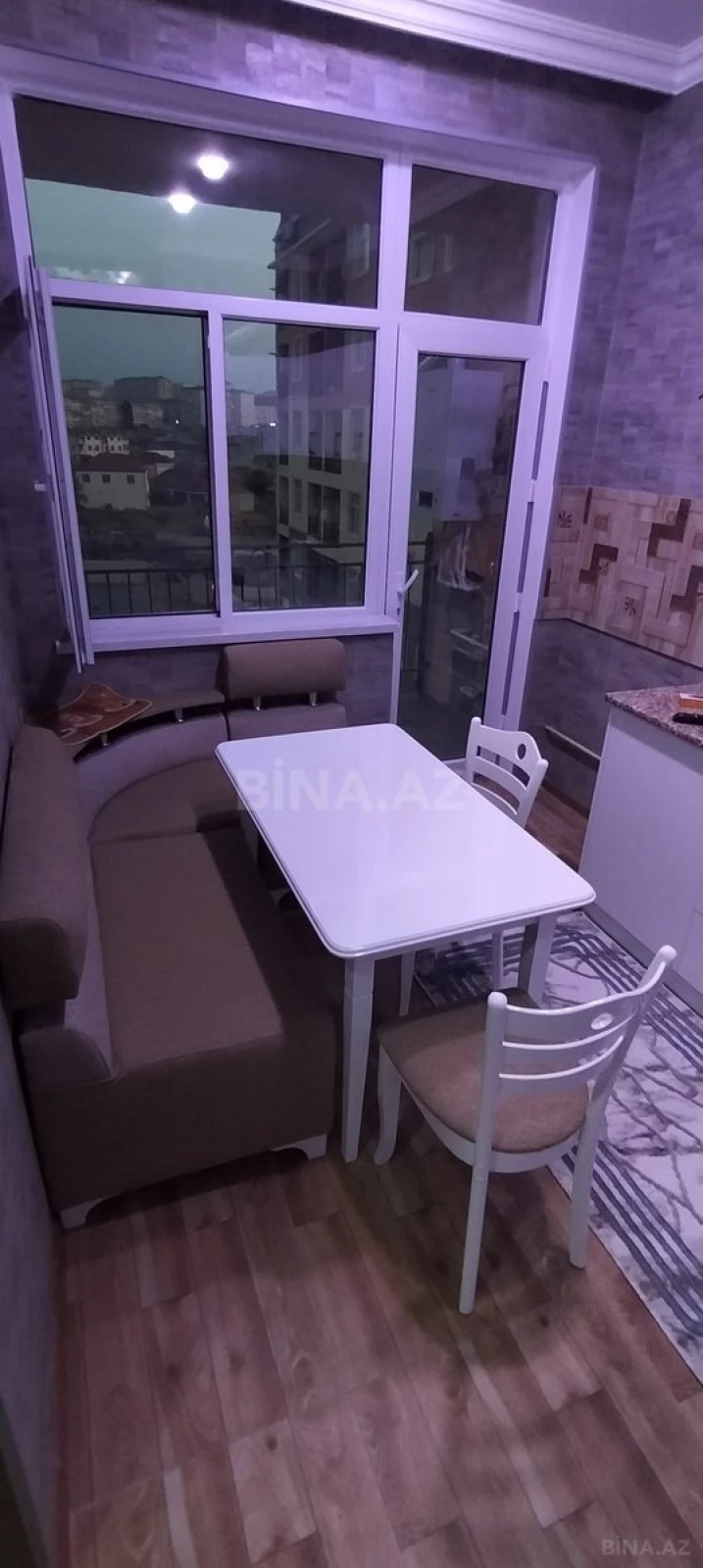Kirayə verilir 2 otaqlı mənzil 39 m²