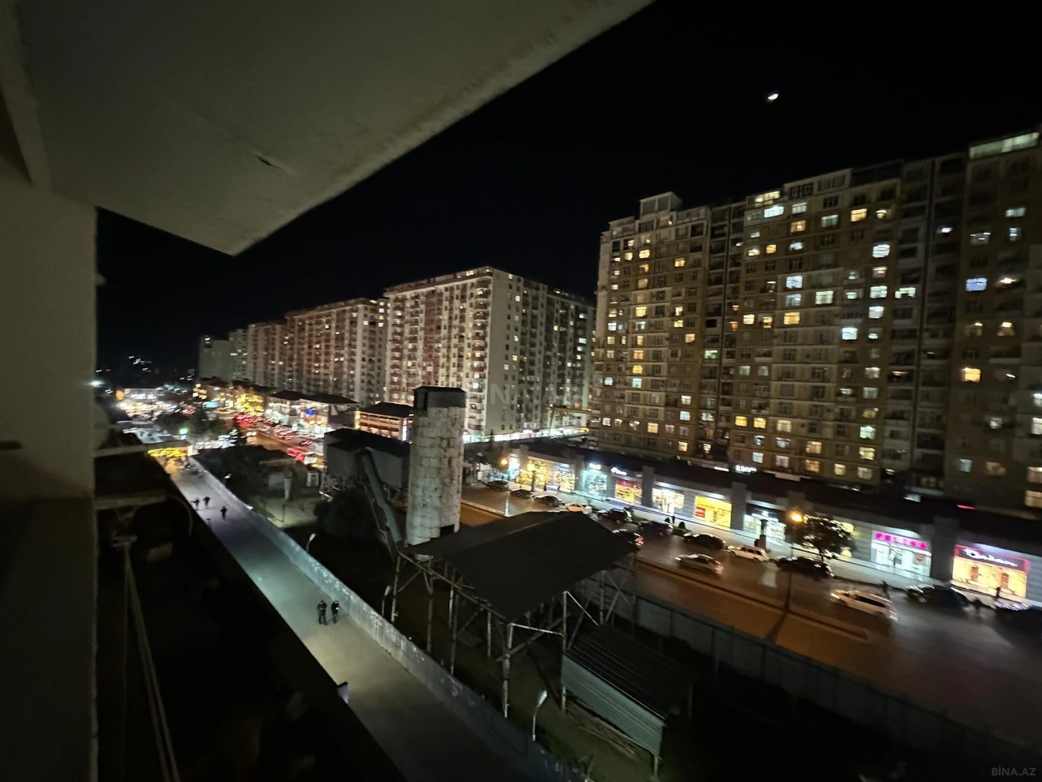 Satılır 2 otaqlı mənzil 60 m²