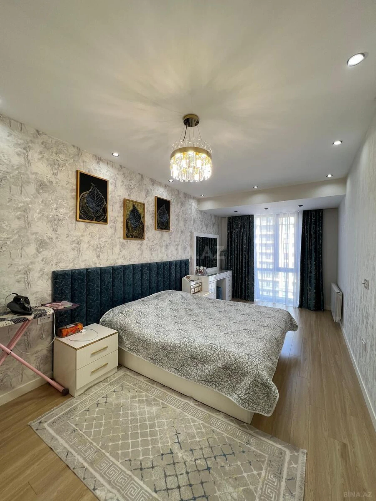 Satılır 2 otaqlı mənzil 90 m²