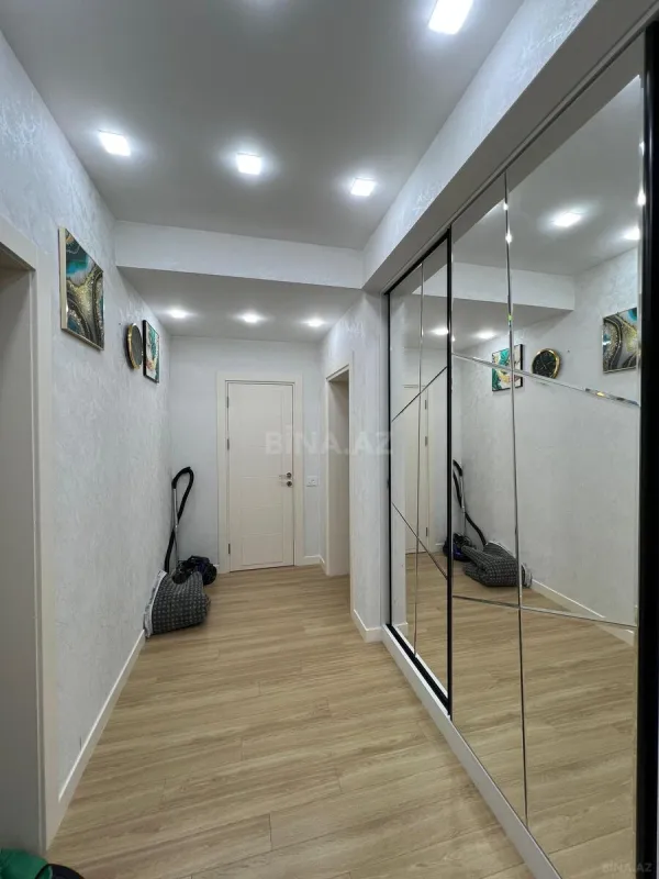 Satılır 2 otaqlı mənzil 90 m²