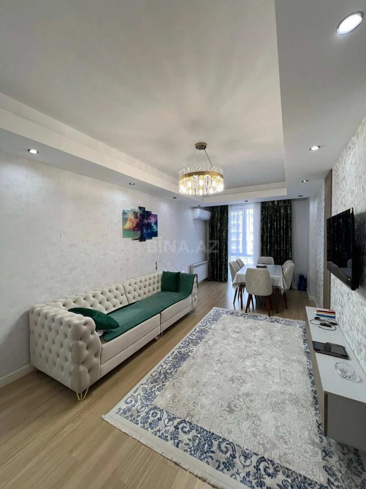 Satılır 2 otaqlı mənzil 90 m²
