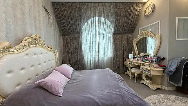 Satılır 3 otaqlı mənzil 120 m²