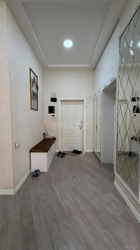 Satılır 3 otaqlı mənzil 120 m²