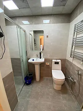 Kirayə verilir 2 otaqlı mənzil 55 m²