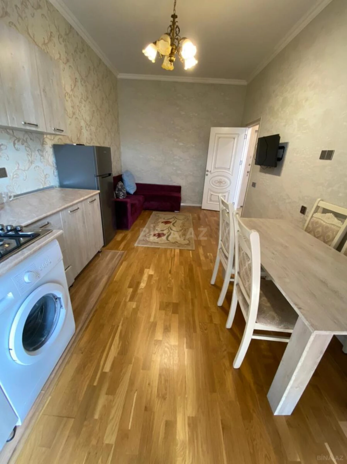 Kirayə verilir 2 otaqlı mənzil 55 m²