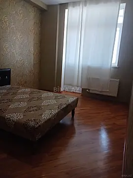 Kirayə verilir 2 otaqlı mənzil 75 m²