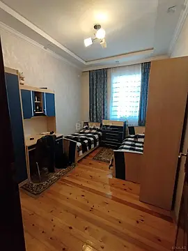 Satılır 4 otaqlı həyət evi 130 m²